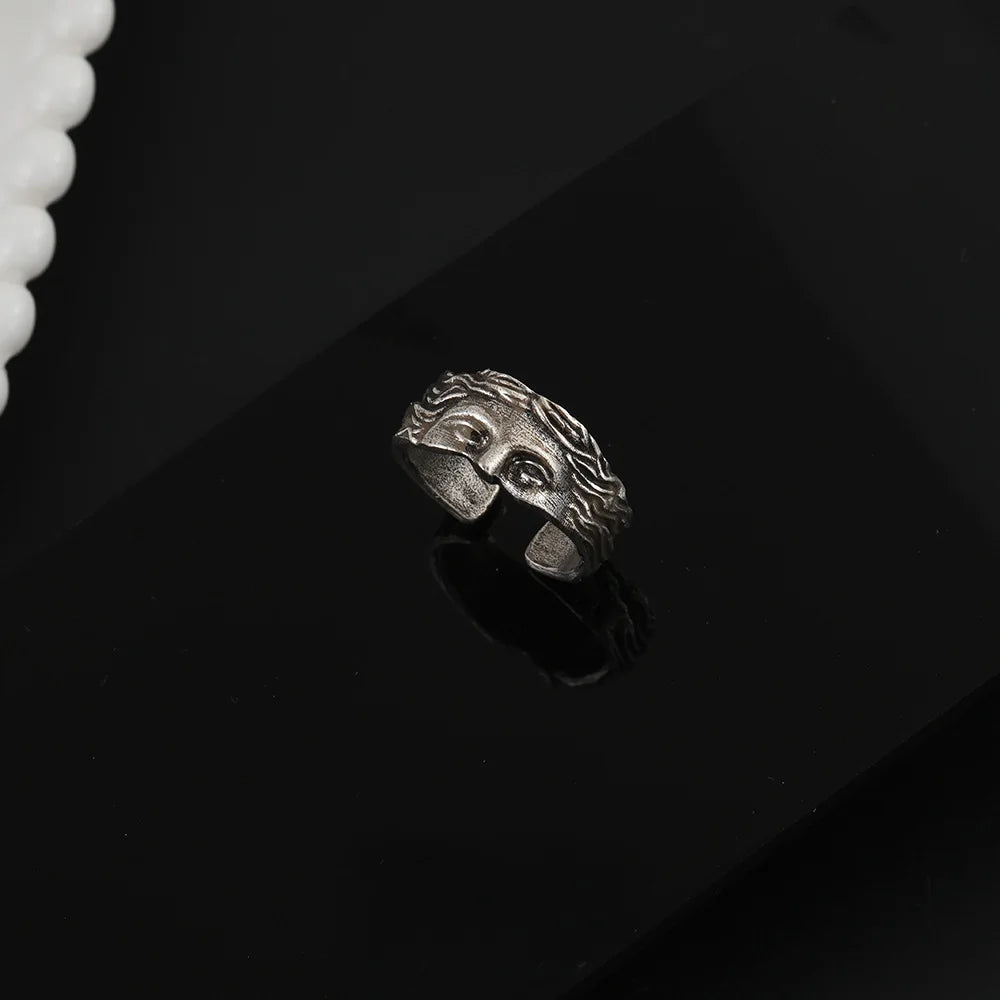 Retro Half Face Venus Ring