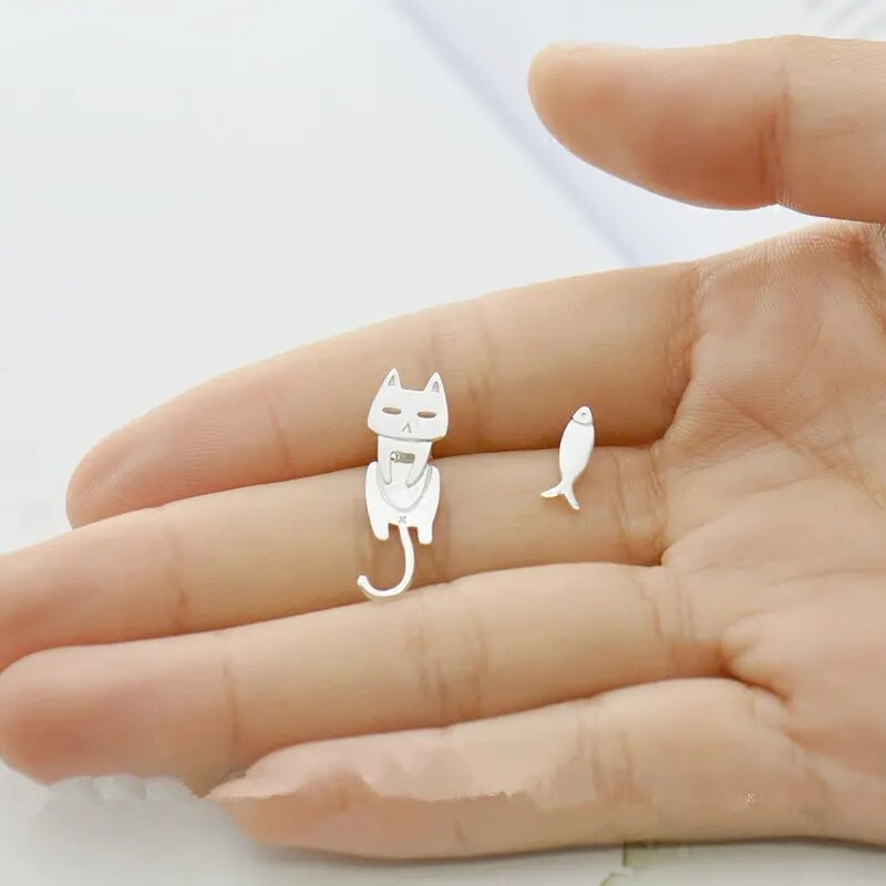 Cute Silver Or Black-Plate Cat Front/FishBack Earrings
