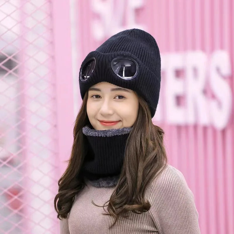 Trendy Knitted Hat With Goggles