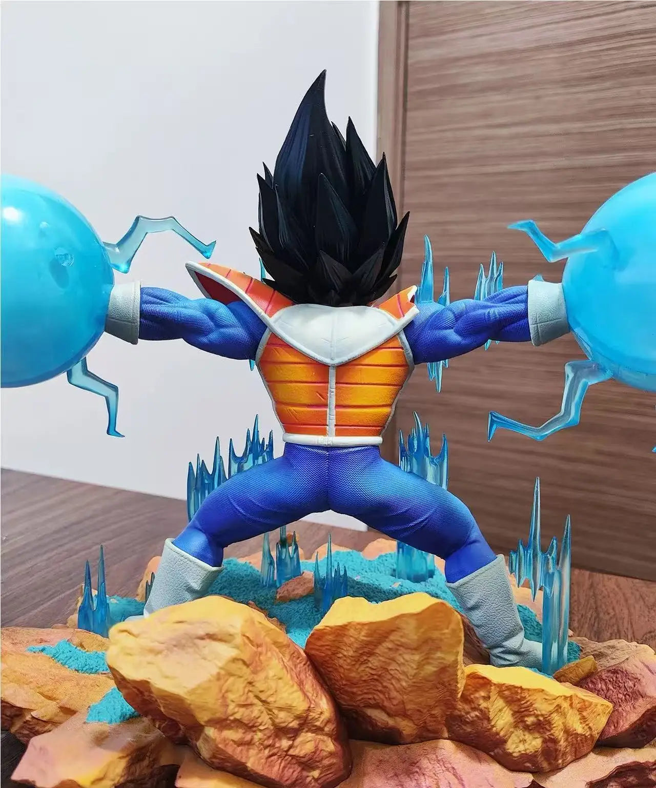 Vegeta Power Up Action Statue