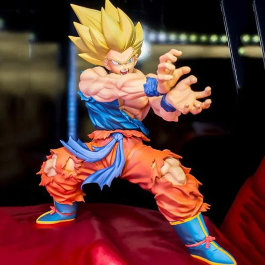 Super Saiyan Goku's Kamehameha Attack Inspired Action Statue