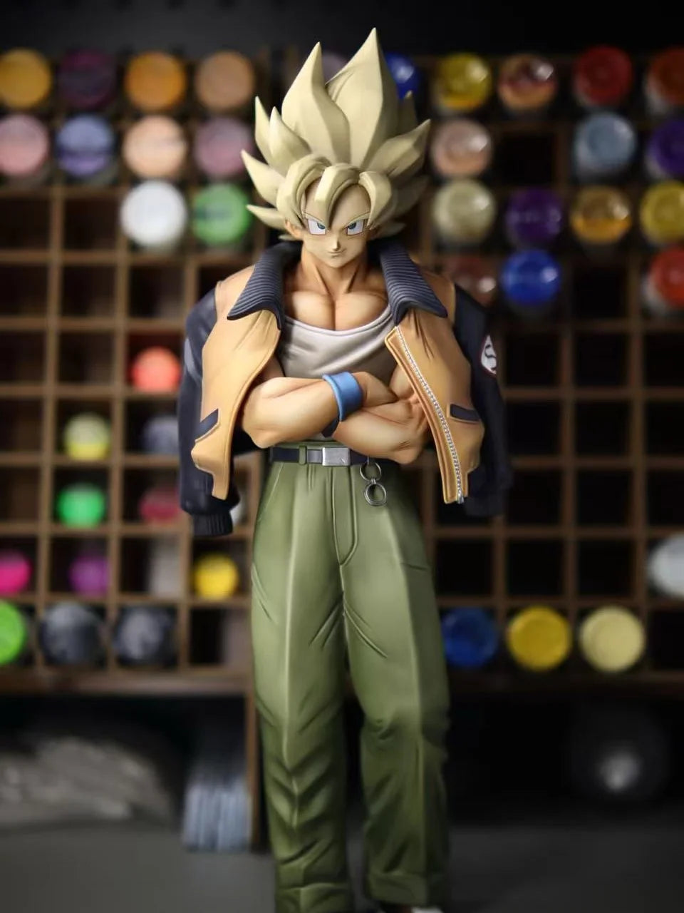 Super Saiyan Goku Leisure Outfit Statue