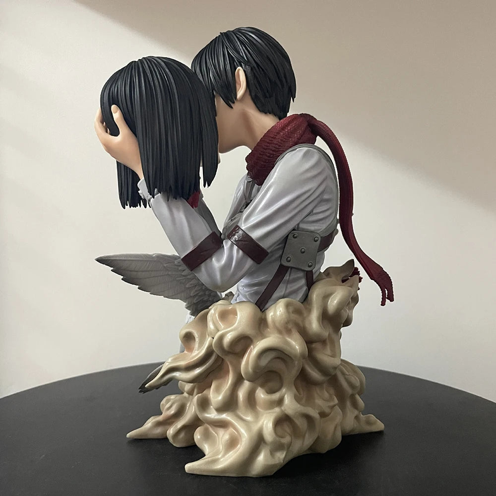 Attack on Titan Mikasa & Eren Final Kiss Statue